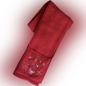NORTHERN REFLECTIONS💫Women’s Soft Red Embroidered Winter Pocket Scarf